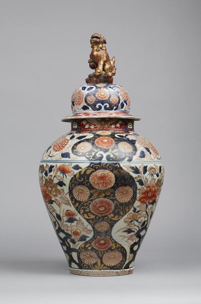 imari,vase,cover,antique,porcelain,japan,arita,karashishi,ceramic,pottery,faience,Frankenthal,faience table,manufacture,Rörstrand,Marieberg