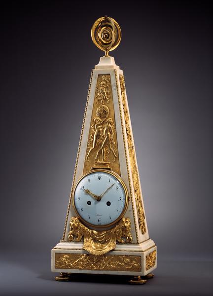 Tischuhr,Obelisk,Pendule,Frankreich,Klassizismus,französisch,Uhr,Tischuhr,Wanduhr,Carteluhr,Standuhr,Bodenstanduhr,Präzisionsuhr,Nachtlichtuhr,Musikspieluhr