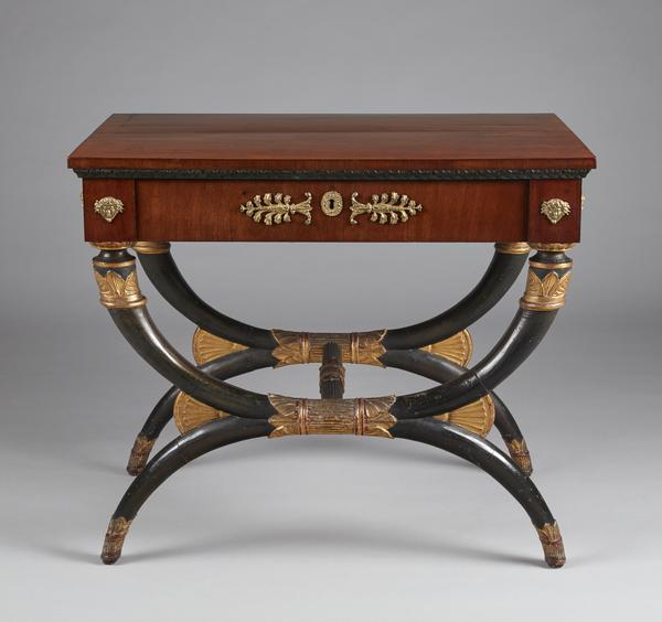 antique,table,empire,mahogany,german,saxony,leipzig,wechselburg,schönburg,neoclassical,table