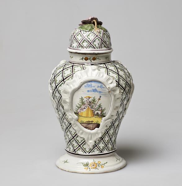 magdeburg,vase,potpourri,fayence,netzvase,museal,ankauf,verkauf