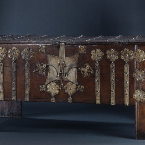 Image: Medieval Chest or ’Stollentruhe’ (Cabinet Furniture, Ref. 1137)