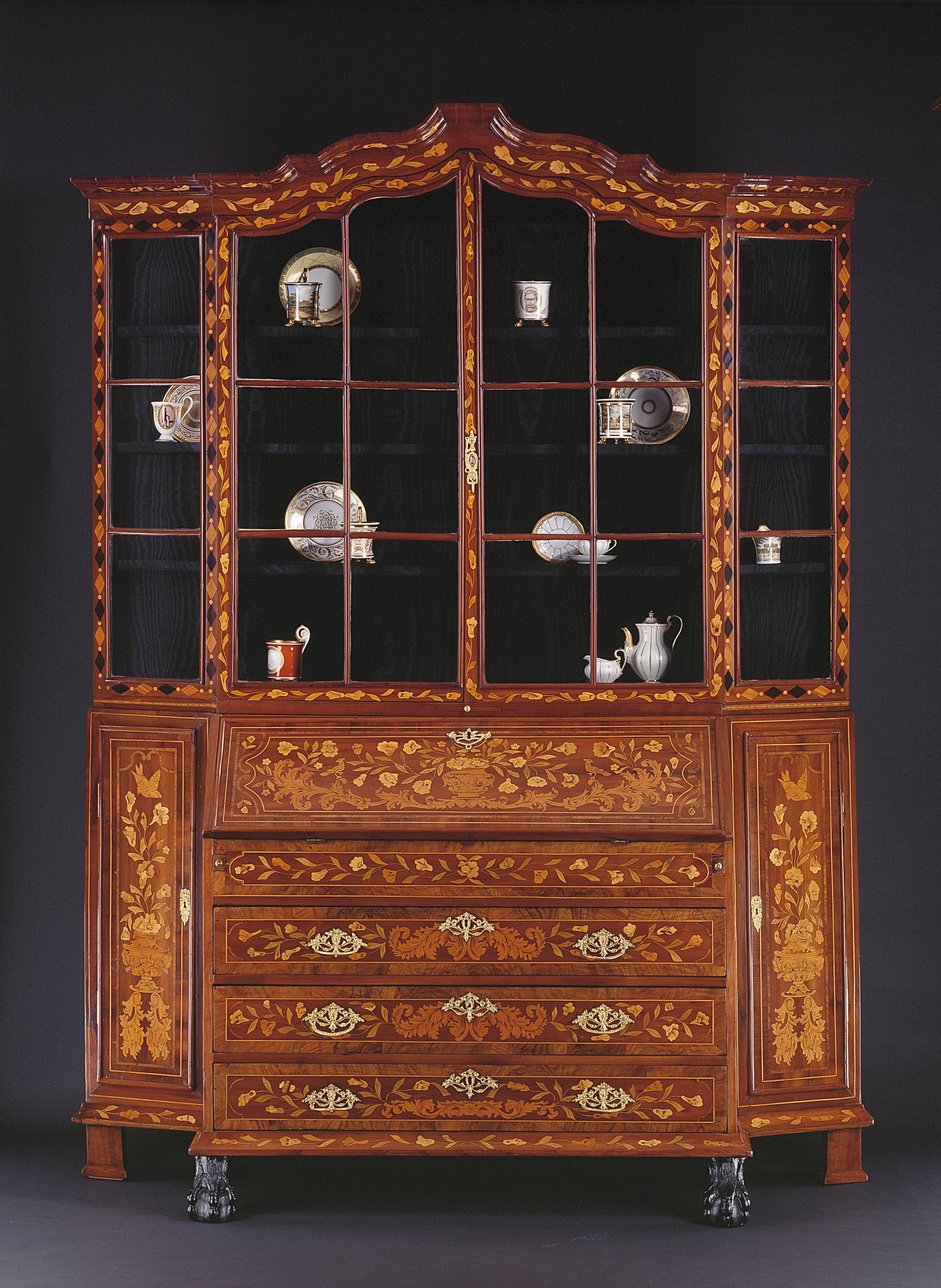 Image: Bureau Display Cabinet (Cabinet Furniture, Ref. 1148)