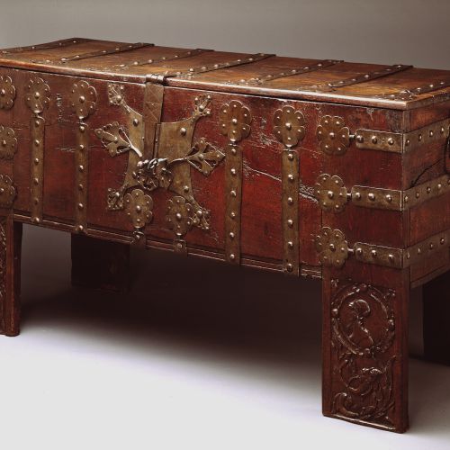 Image: Late Gothic Chest or ’Stollentruhe’ (Cabinet Furniture, Ref. 1360)