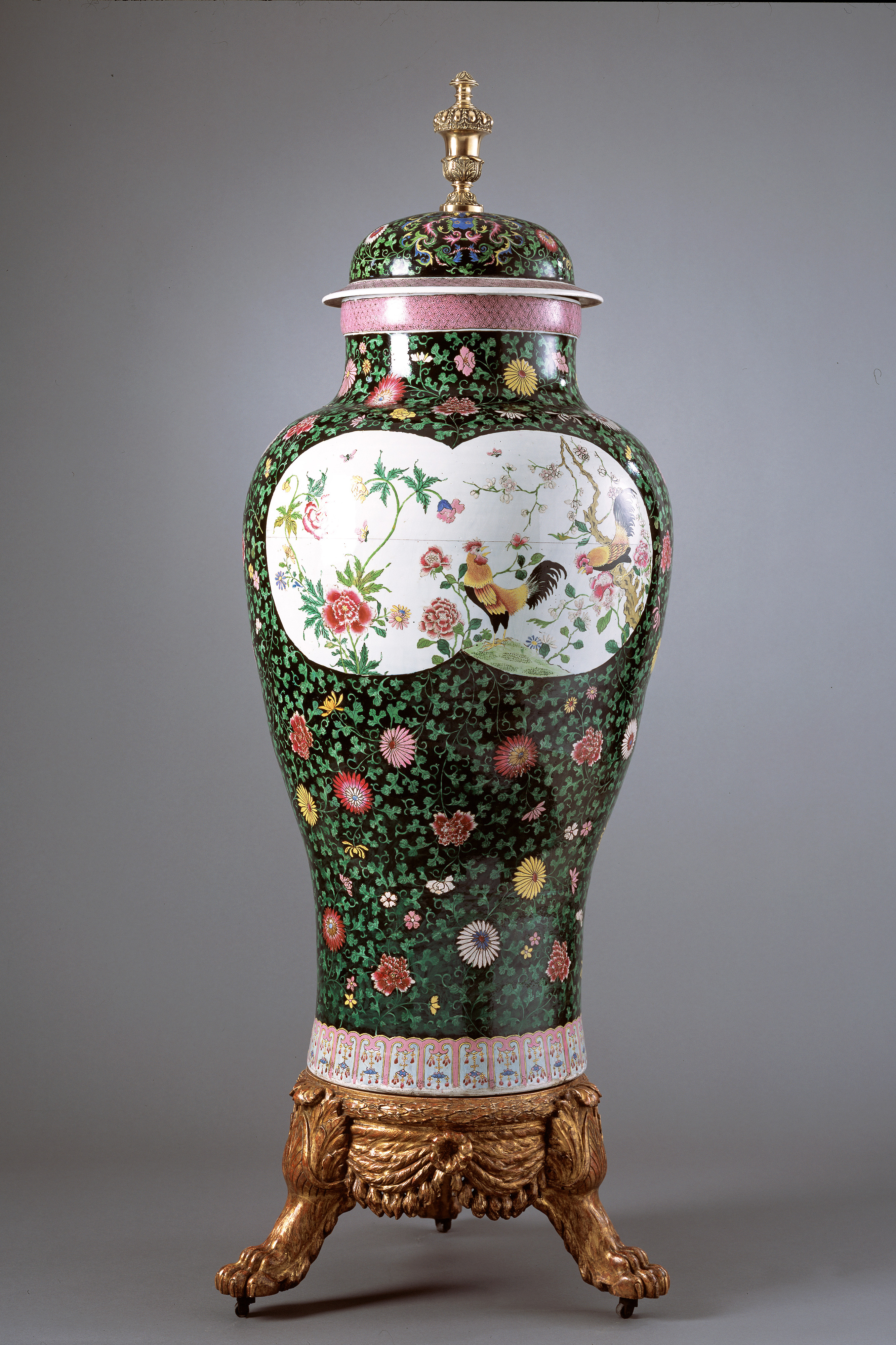 Image: Large Baluster Vase (Ceramics, Ref. 1570)