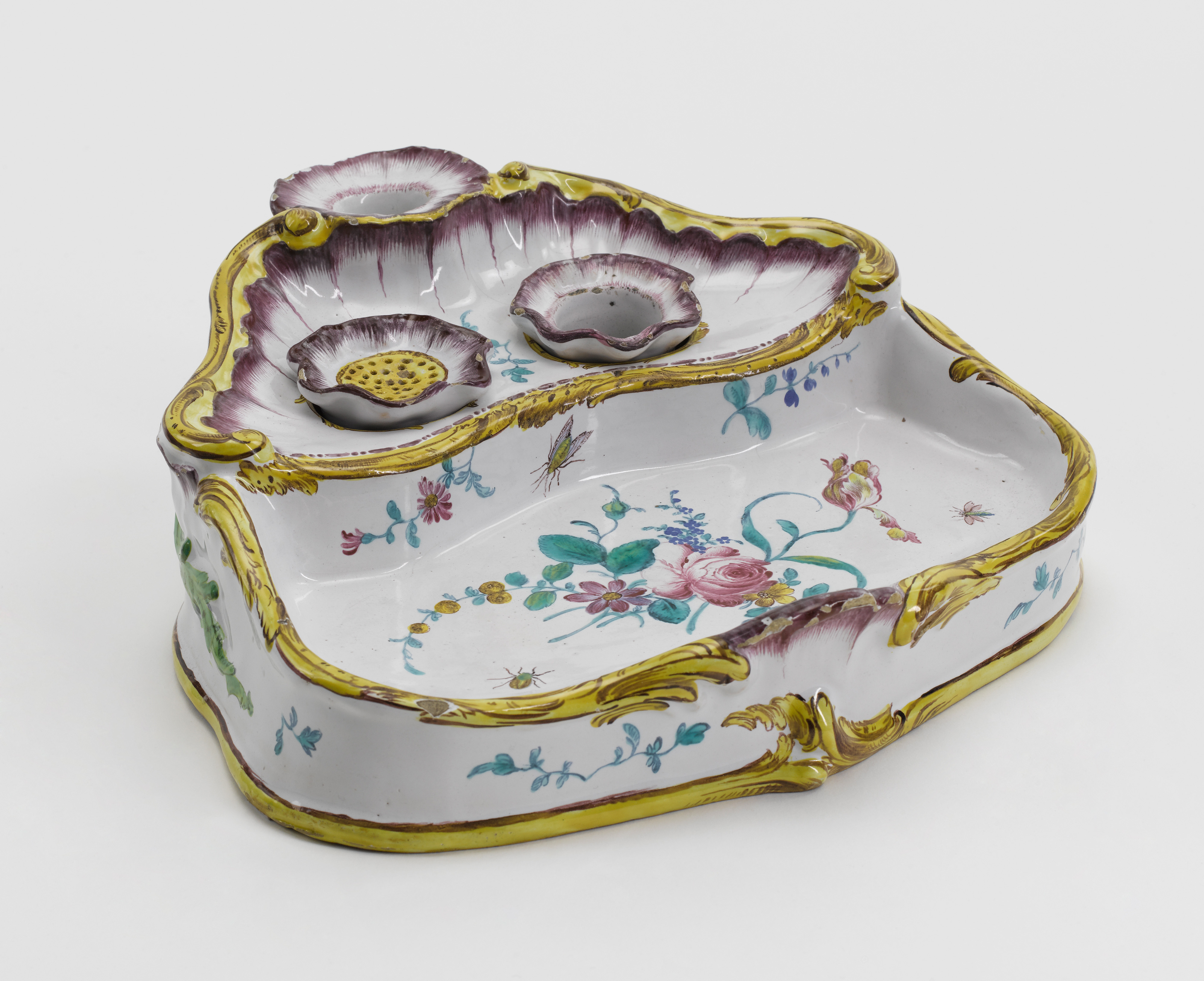 Image: A Rococo Encrier (Ceramics, Ref. 1868)