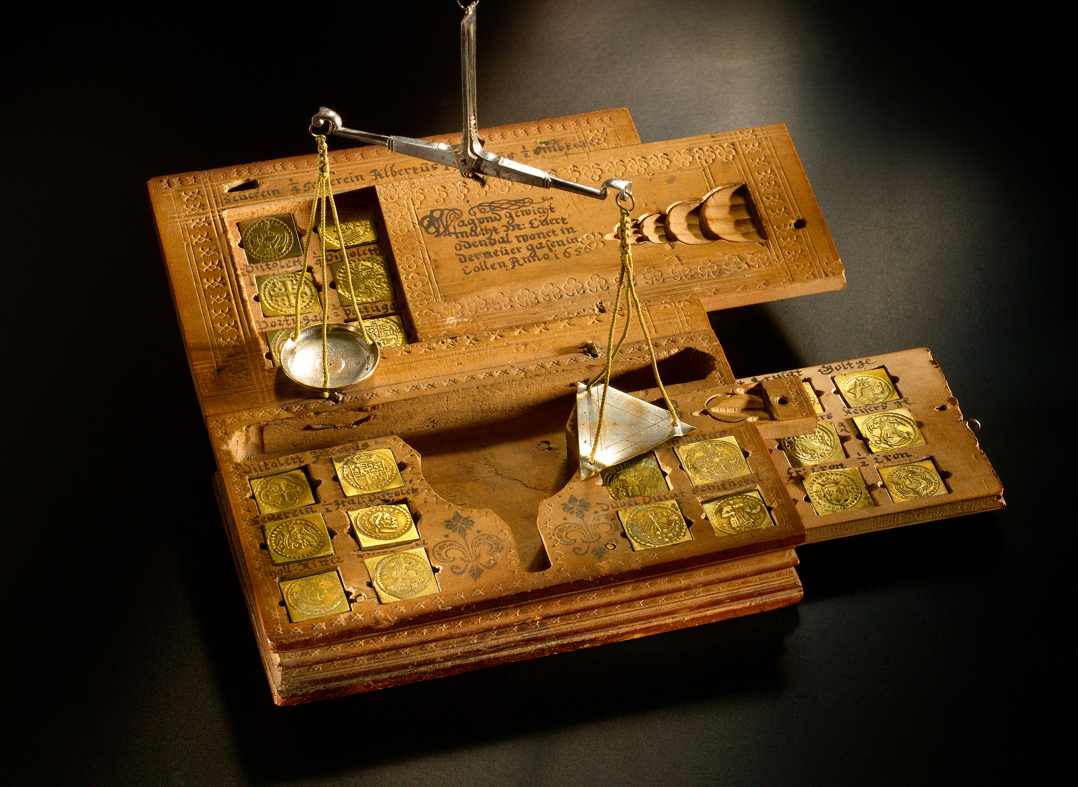 Image: A Coiner’s Scales, M. Evert Odendal  (Works of Art, Ref. 1875)