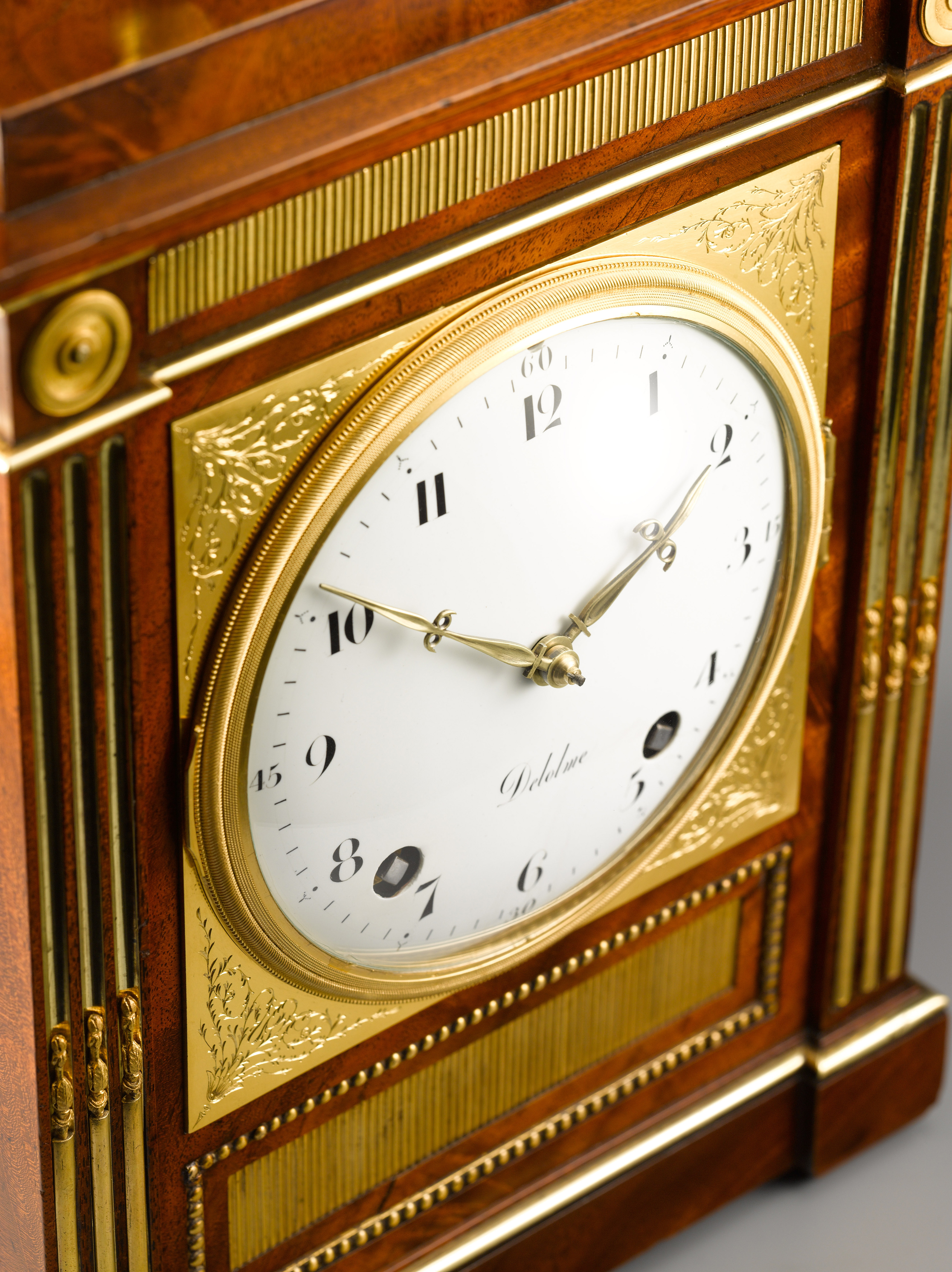 Image: Table Clock David Roentgen (Clocks, Ref. 1885)