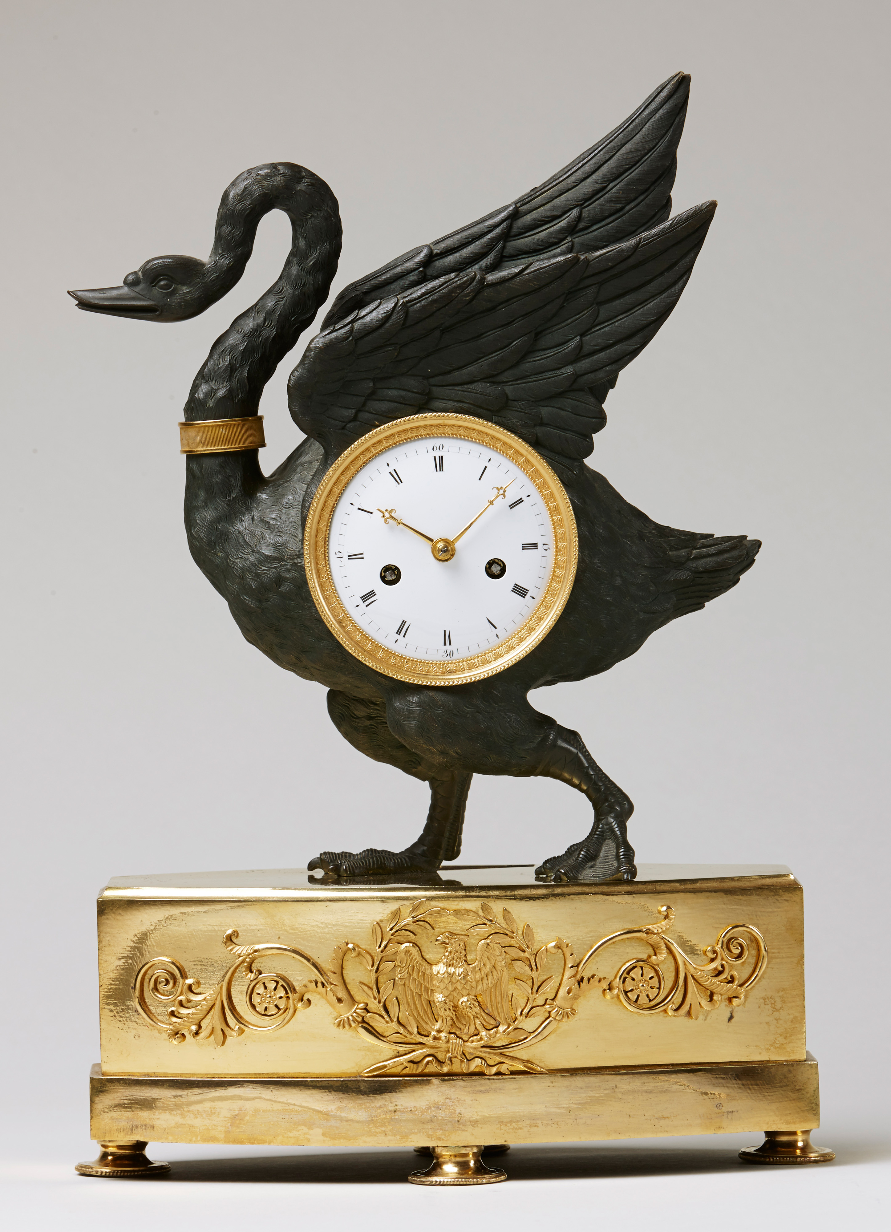 Image: Empire Table Clock in the Form of a Swan (Clocks, Ref. 2009)