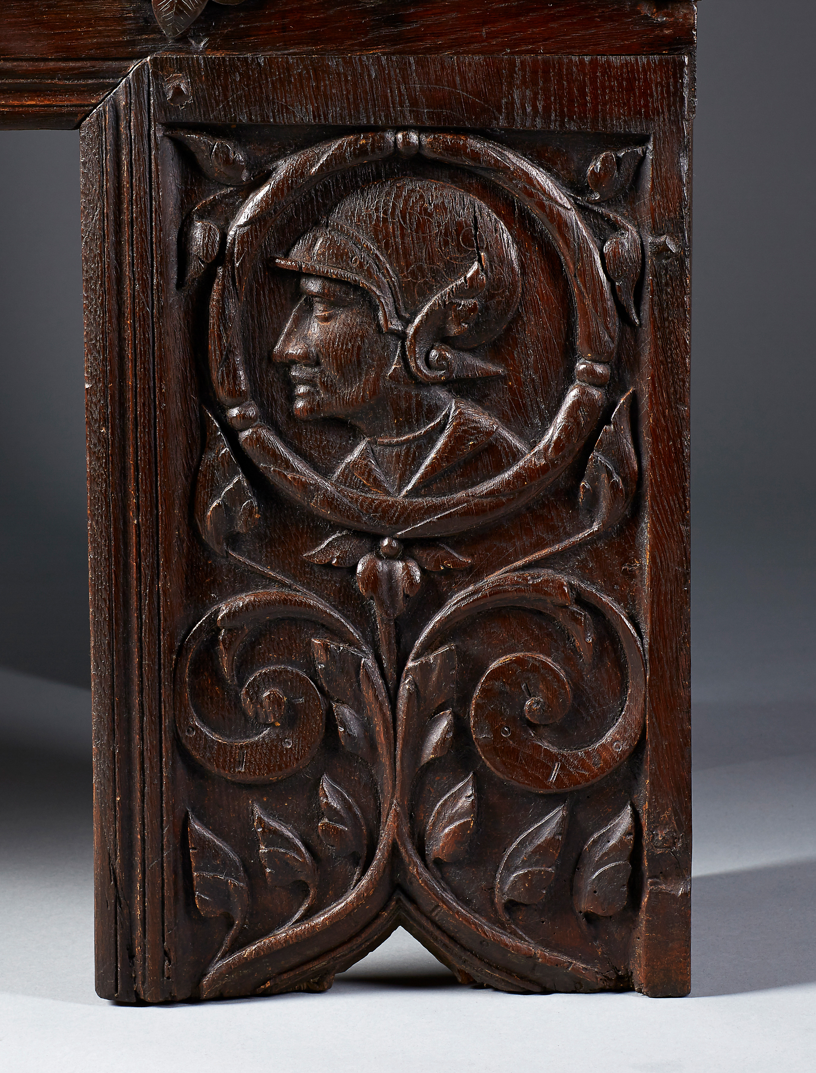 Image: Rare Westphalian Chest or ’Stollentruhe’ (Cabinet Furniture, Ref. 2058)