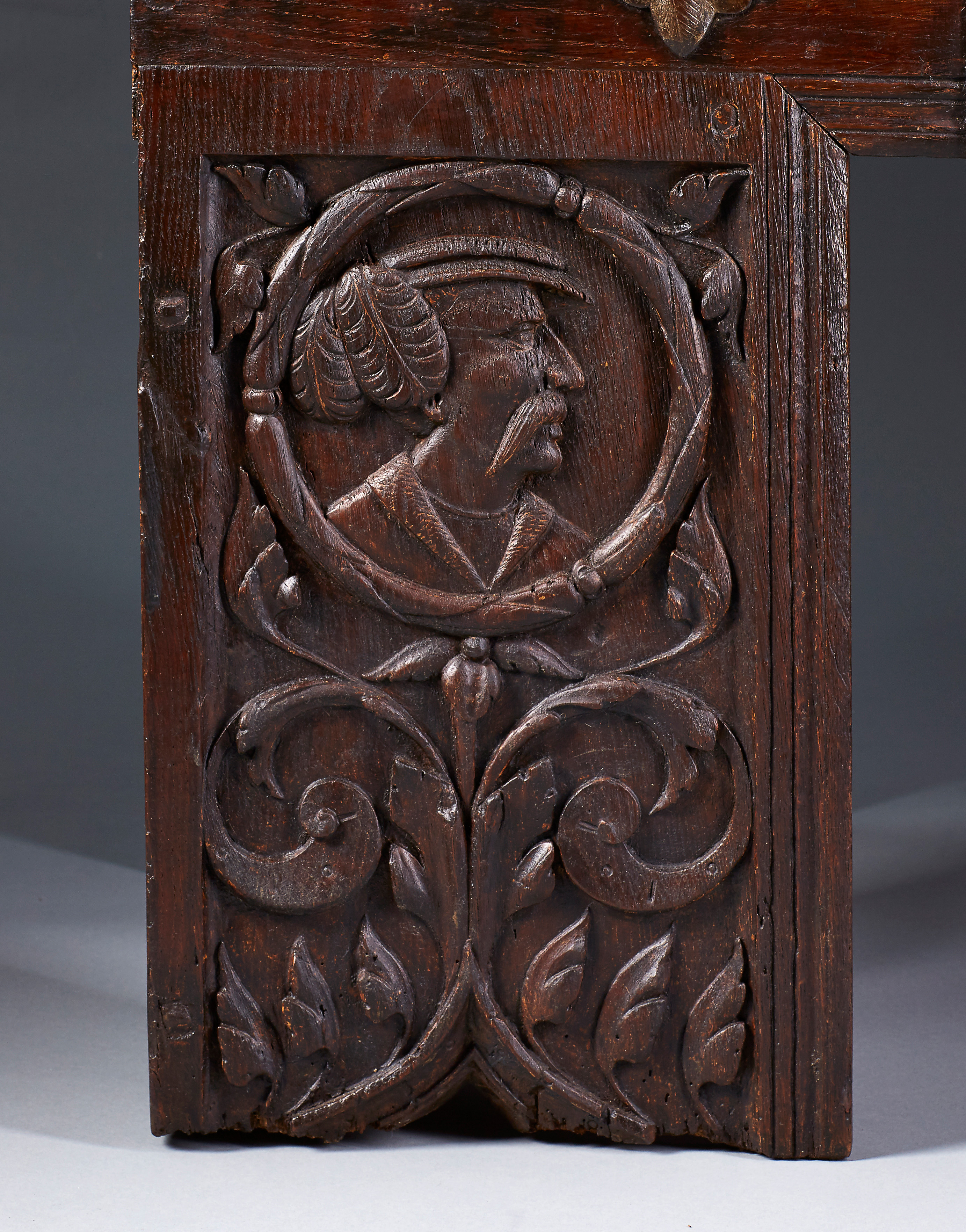 Image: Rare Westphalian Chest or ’Stollentruhe’ (Cabinet Furniture, Ref. 2058)
