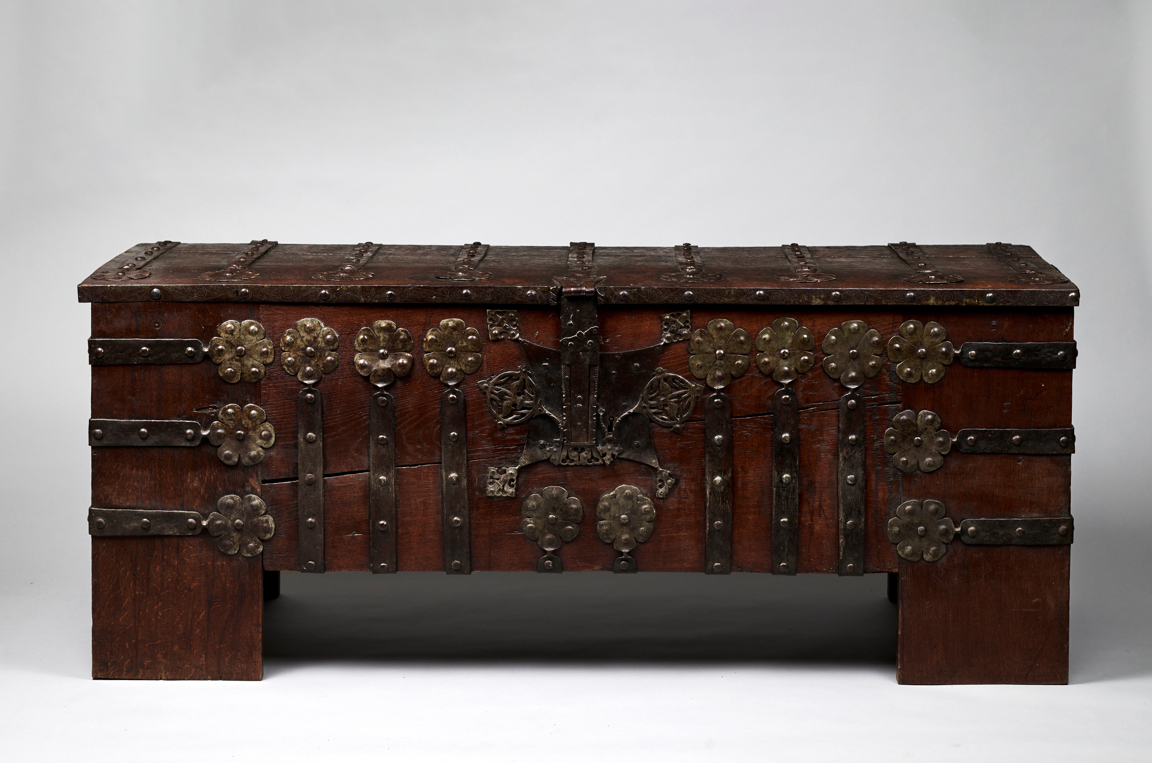 Image: Stollentruhe (Cabinet Furniture, Ref. 3182)
