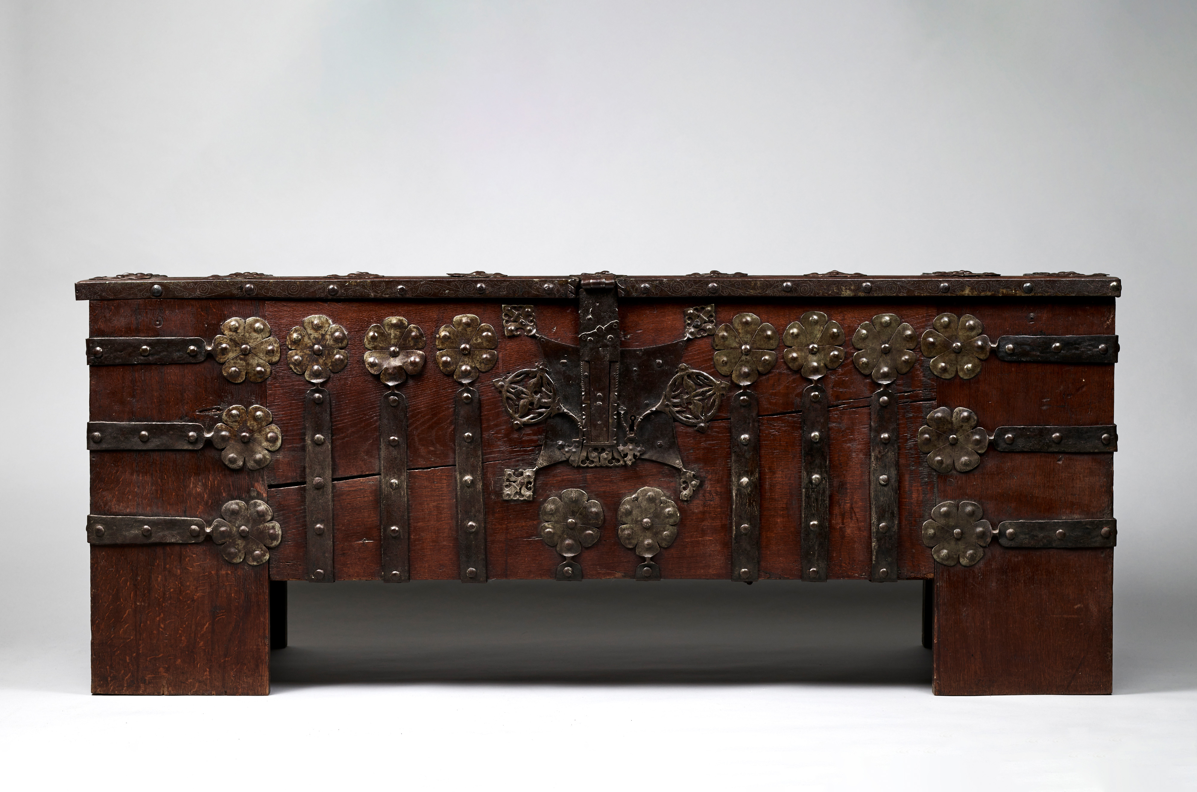 Image: Stollentruhe (Cabinet Furniture, Ref. 3182)