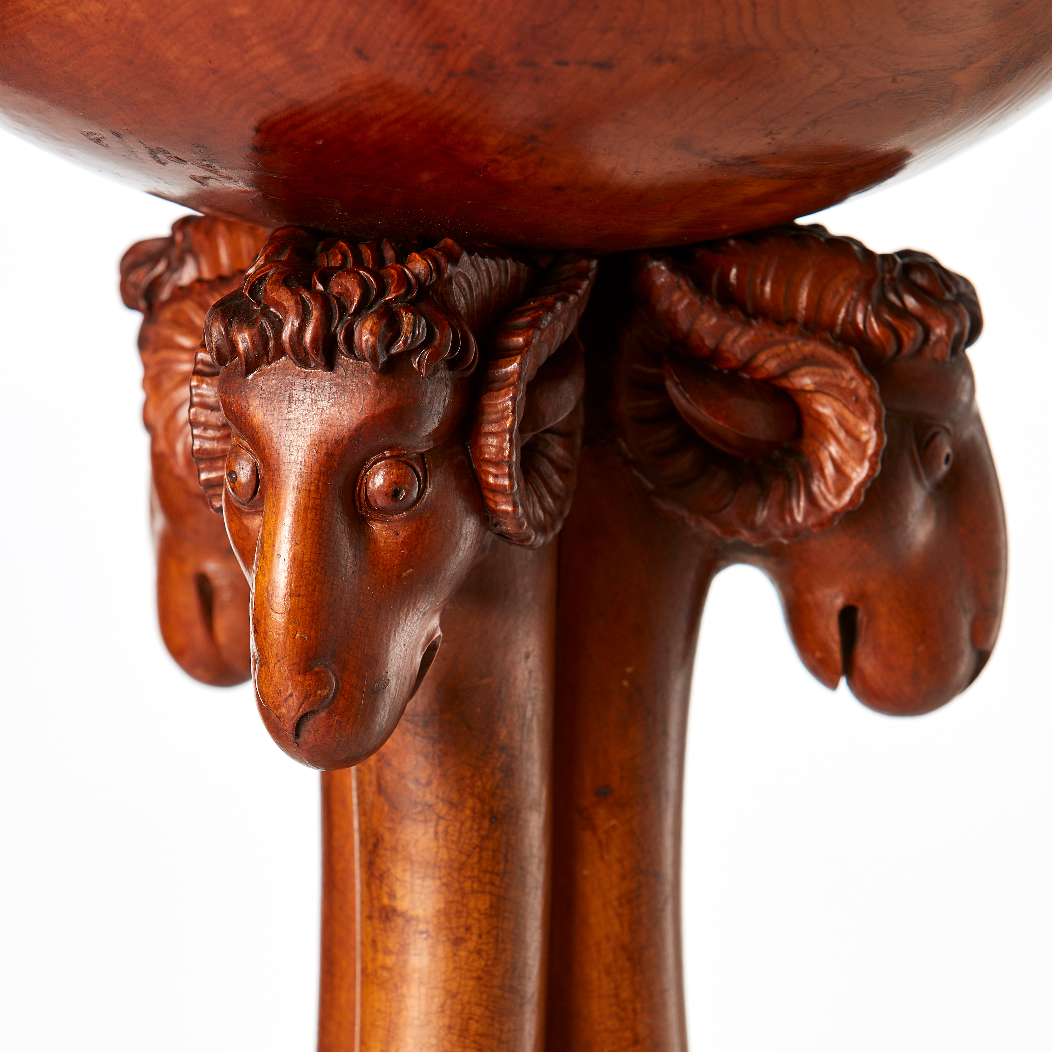 Image: Half Globe Work Table (Tables, Ref. 3493)