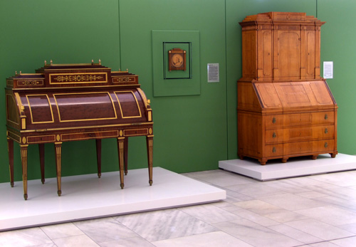 GMM Ausstellung mit Remy’sche Schreibsekretär