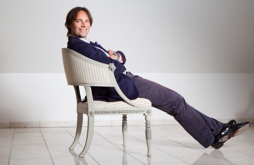 Photo of Nils Viebahn, owner and director of the company Viebahn Kunsthandel GmbH (Viebahn Fine Arts)
